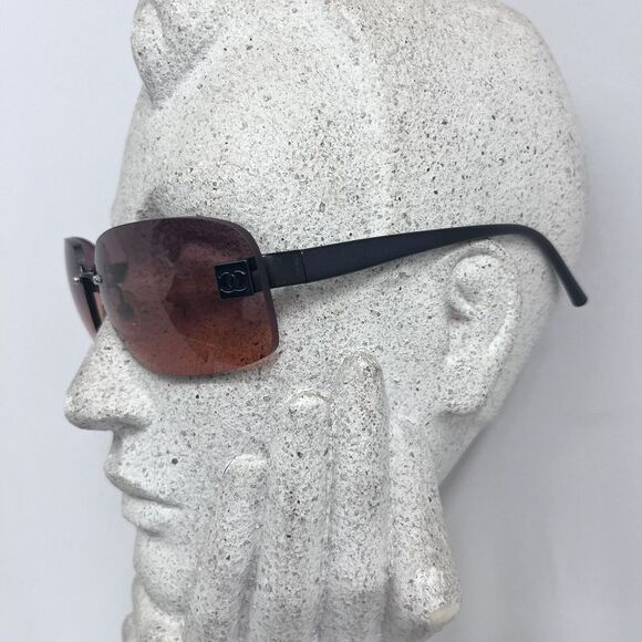 Chanel Rimless Sunglasses 4018 142/78 65‎ 17 120 Black CC Logo - Picture 2 of 10